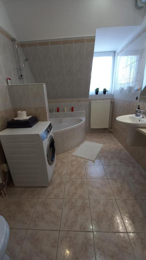 Haskova With 3 Bedrooms Banska Bystrica