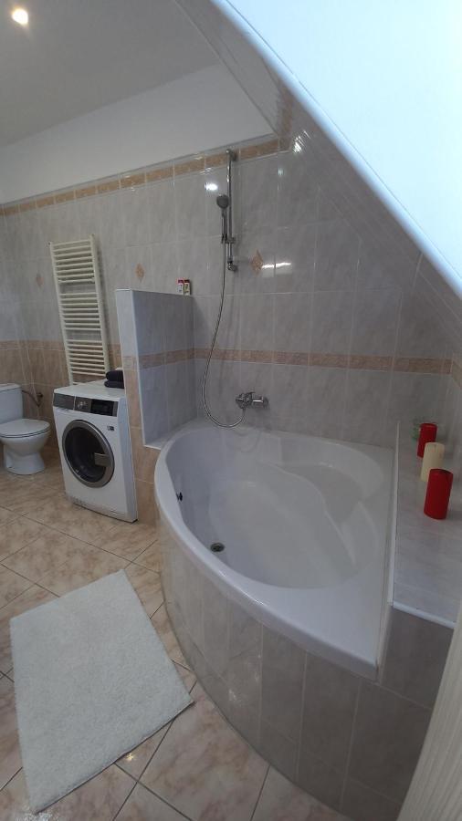 Haskova With 3 Bedrooms *