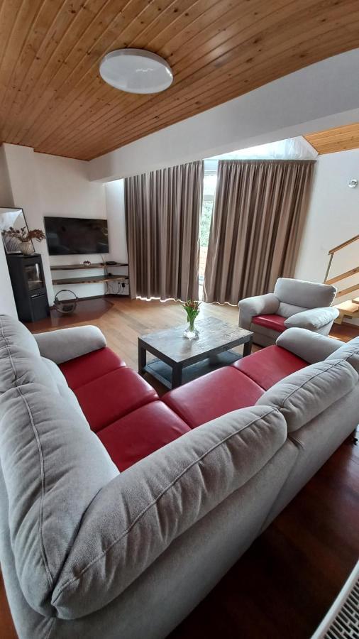 Haskova With 3 Bedrooms *