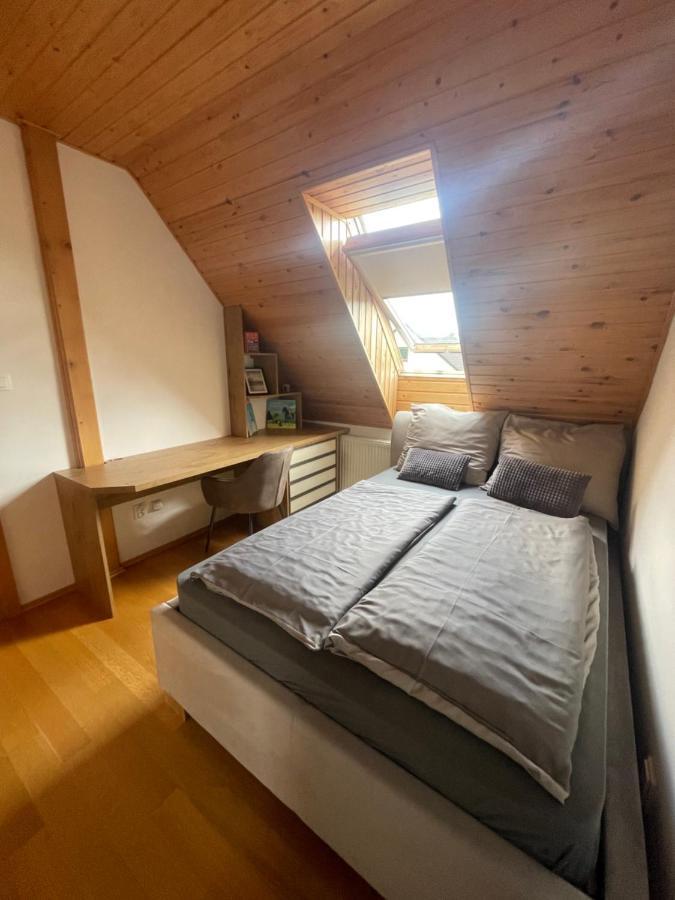 Haskova With 3 Bedrooms Holiday home
